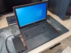 Dell Inspiron 7567. 15.6", 2,5����, ��� 8 ��, ���� 1 240���, WiFi, Bluetooth, ����������� �� 2��. ����
