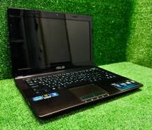 Asus. 14", 2,8����, ��� 8 ��, ���� 620���, WiFi: 1, Bluetooth: 1, ����������� �� 2��. ����