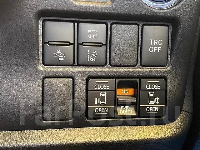 Toyota Noah. �������, ��������, 1.8 (99��.�.), ������, 30 000����. ��, �/�. ��� ����� �� ������������ ����