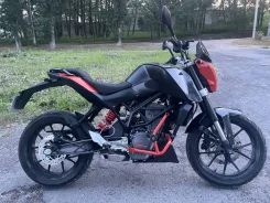 KTM 200 Duke. 200����. ��., ��������, ���������, ������ �� �� ����