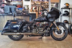 Harley-Davidson CVO Road Glide. 1 923����. ��., ��������, ���������, ������ �� �� ����