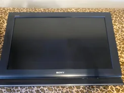 Sony KDL-32L4000. LCD (��) ����
