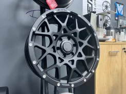 RAYS Team Daytona M8. 9.0x20", 6x139.7, ET47. ��� ����� �� ������������ ����