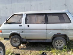 Nissan Largo. KUGNC22, LD20T ����
