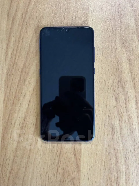 Xiaomi Mi9. �/�, 128 ��, �����, 4G LTE, NFC ����