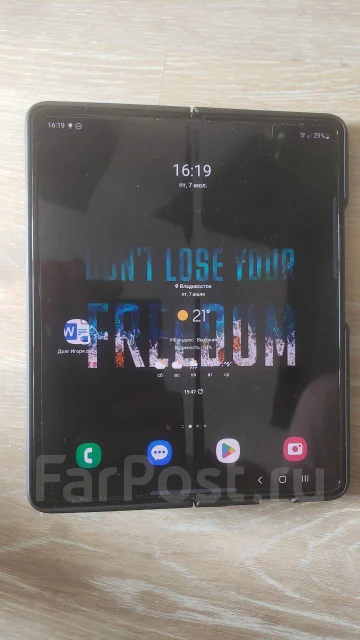 Samsung Galaxy Fold. �/�, 256 ��, �������, 3G, 4G LTE, 5G, ����������, NFC ����