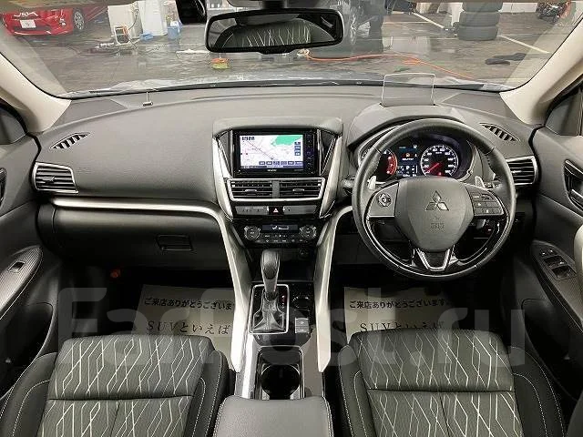 Mitsubishi Eclipse Cross. ��������, ��������, 1.5 (150��.�.), ������, 42 000����. ��, �/�. ��� ����� �� ������������ ����