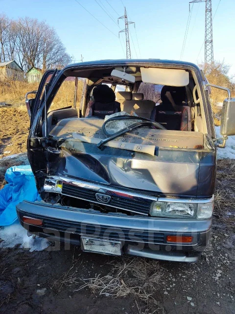 Nissan Caravan. ARME24, TD27 ����
