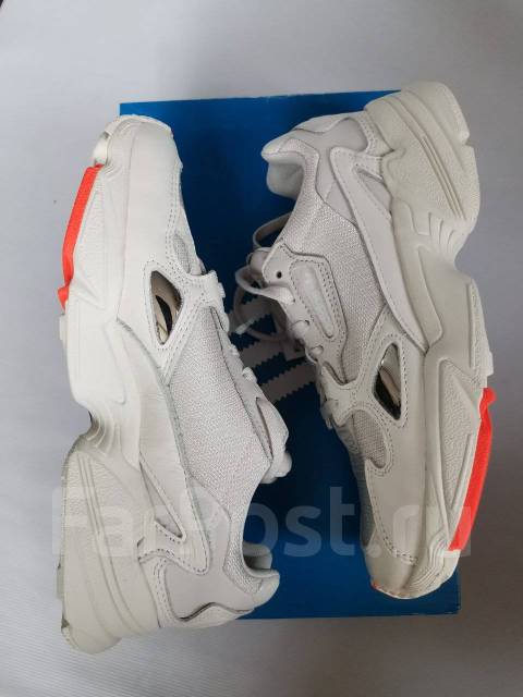 Adidas Originals Falcon 36 5 300