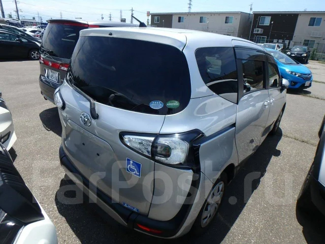 Toyota Sienta. NSP172, 2NRFKE ����