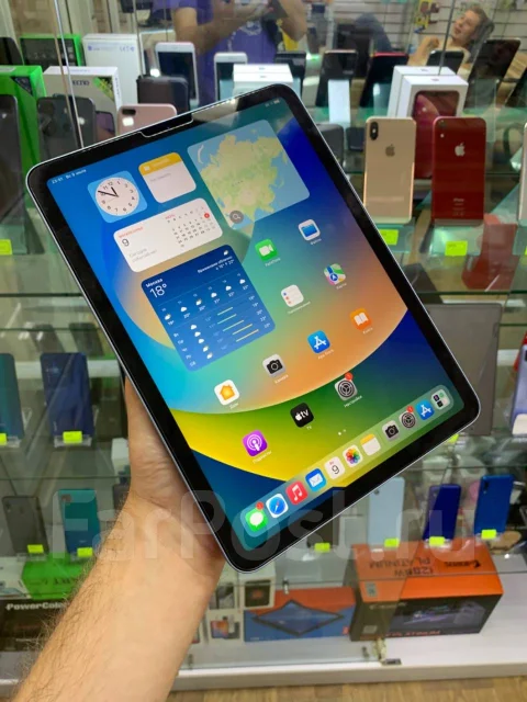 Apple iPad Air 4. ������ 64 �� ����