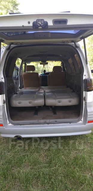 Nissan Elgrand. �������, 4wd, 3.0 (170��.�.), ������, 256 342����. �� ����