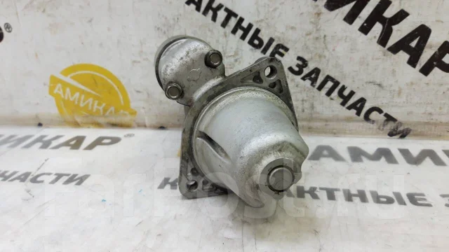 ������� Nissan Bluebird 233002J206 ����