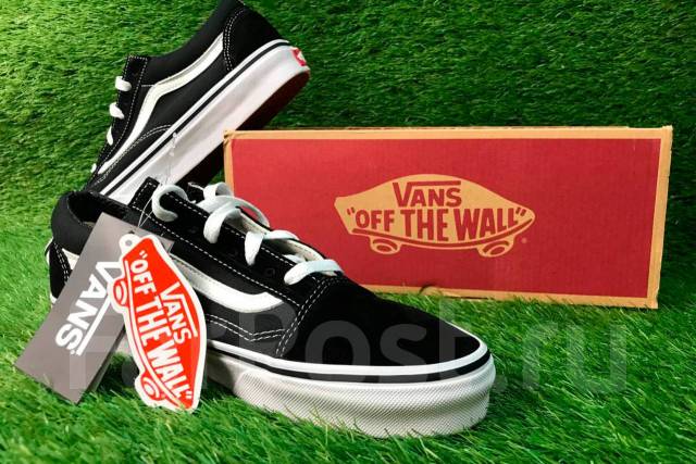 Vans 41 42 . 3 950