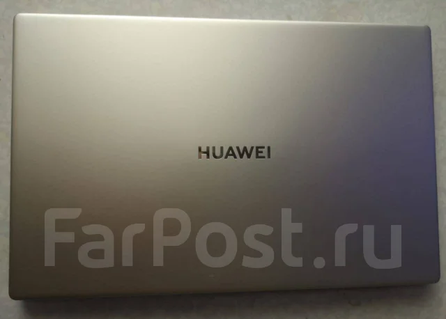 Huawei. 15.6", ��� 8 ��, WiFi: 1, Bluetooth: 1 ����
