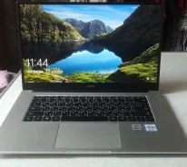 Huawei. 15.6", ��� 8 ��, WiFi, Bluetooth ����