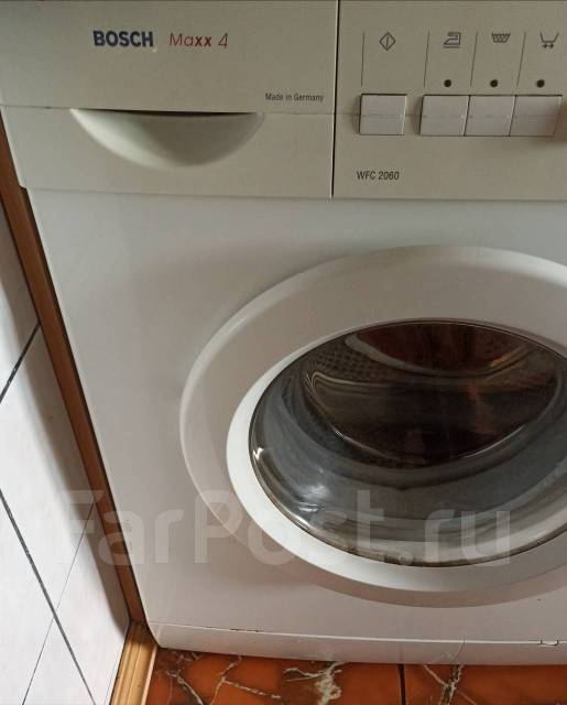 Стиральная машина Bosch, б/у, в наличии. Цена: 3 000₽ во Владивостоке