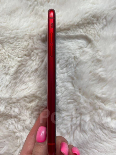 Apple iPhone Xr. �/�, 128 ��, �������, 3G, 4G LTE ����