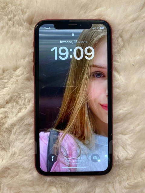 Apple iPhone Xr. �/�, 128 ��, �������, 3G, 4G LTE ����