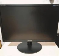 Samsung. 22" ����