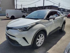 Toyota C-HR. NGX50, 8NR ����