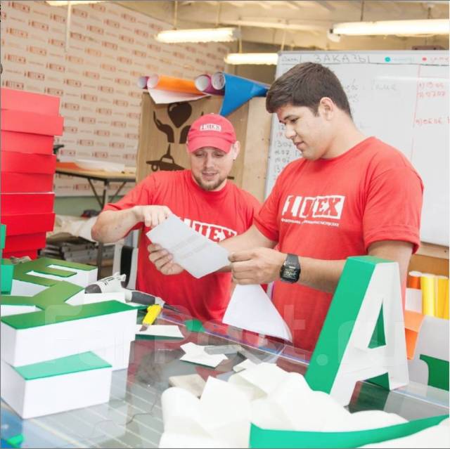 Дизайнер наружной рекламы. Работа на дому. работа в ИП Втюрин Д.С. в ...