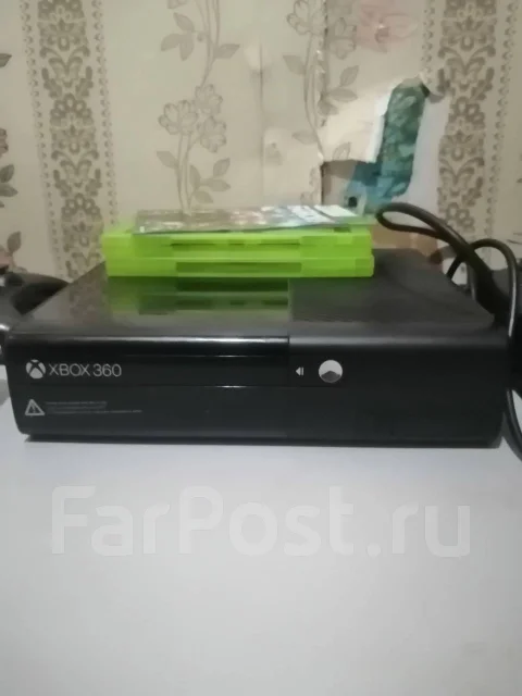 Microsoft Xbox 360 E ����