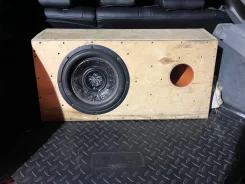 Soundstream ����