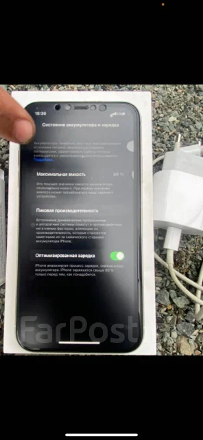 Apple iPhone 11. �/�, 64 ��, �����, 4G LTE ����