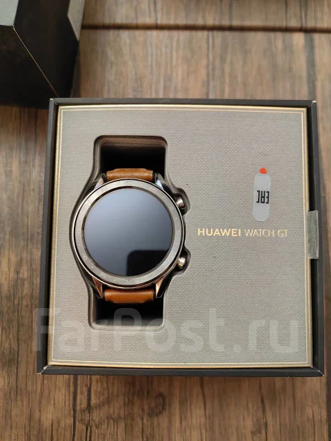 Huawei Watch GT. IP67, IP68 ����