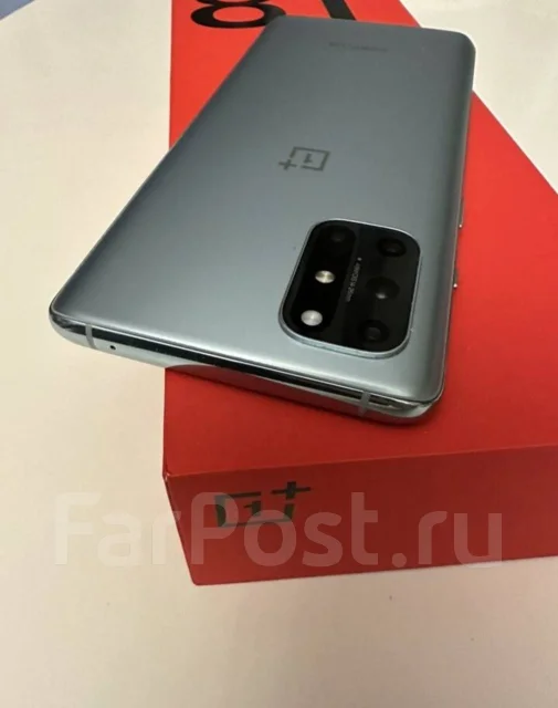 OnePlus 8T. �/�, 256 ��, �������, 4G LTE, Dual-SIM, NFC ����