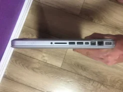 Apple MacBook Pro 13. 13", 2,2����, ��� 8 ��, ���� 128���, WiFi: 1, Bluetooth: 1, ����������� �� 8��. ����