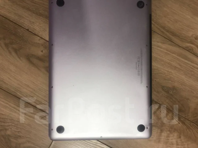 Apple MacBook Pro 13. 13", 2,2����, ��� 8 ��, ���� 128���, WiFi: 1, Bluetooth: 1, ����������� �� 8��. ����