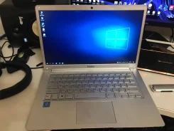 Haier A1410EM. 14", 1,1����, ��� 4 ��, ���� 540���, WiFi: 1, Bluetooth: 1, ����������� �� 5��. ����