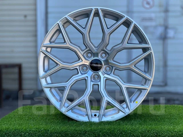 Vossen HF-2. 8.5x19", 5x112, ET35, �� 66,6���. ����