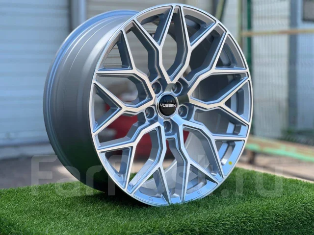 Vossen HF-2. 8.5x19", 5x112, ET35, �� 66,6���. ����