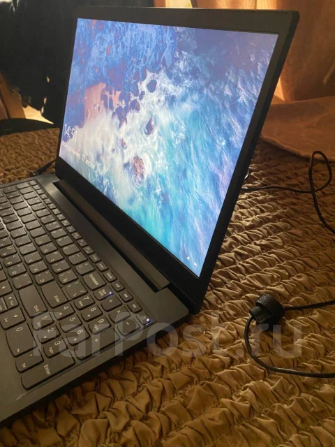 Lenovo IdeaPad S145-15AST. 15.6", 2,6����, ��� 8 ��, ���� 256���, WiFi: 1, Bluetooth: 1, ����������� �� 4��. ����