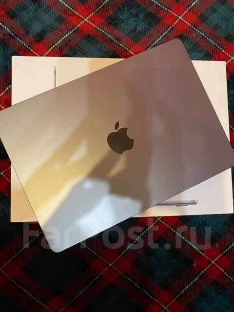 Apple MacBook Air 13 2022. ��� 8 ��, ���� 512���, WiFi: 1, Bluetooth: 1, ����������� �� 20��. ����
