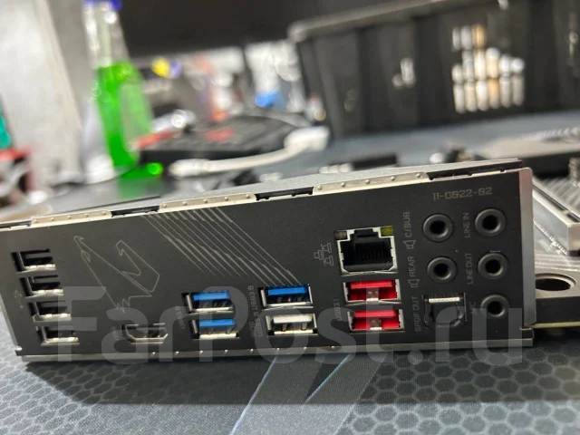 AMD X570 ����