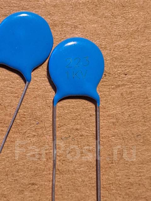 Керамический конденсатор 1kv, новый, в наличии. Цена: 180₽ в Артеме