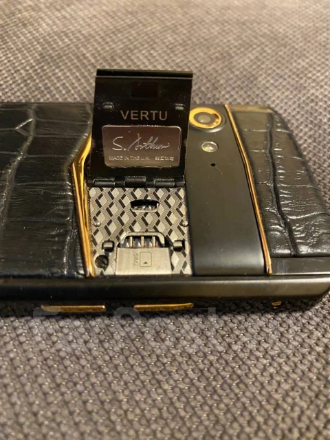 Vertu Aster. �/�, ������ ����