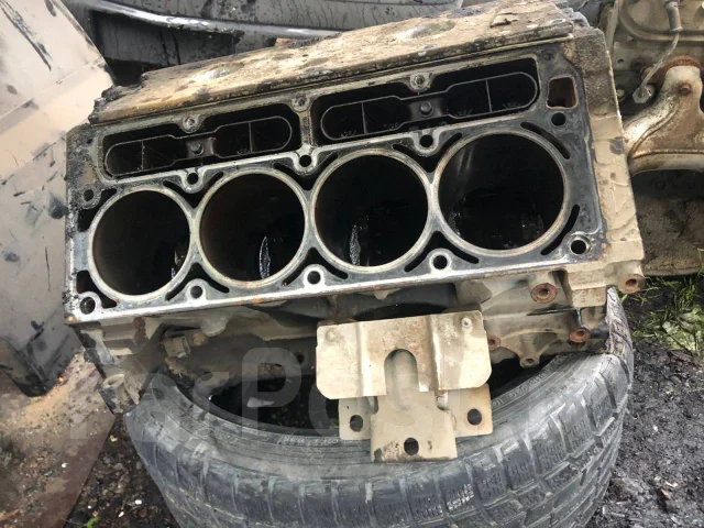 Cadillac Escalade. LQ9 ����