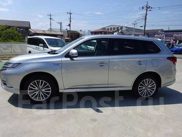 Mitsubishi Outlander. �������, 4wd, 2.4 (128��.�.), ������, 13 350����. ��, �/�. ��� ����� �� ������������ ����