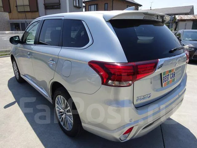 Mitsubishi Outlander. �������, 4wd, 2.4 (128��.�.), ������, 13 350����. ��, �/�. ��� ����� �� ������������ ����
