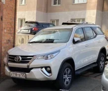 Toyota Fortuner. �������, 4wd, 2.7, ������, 25 000����. �� ����