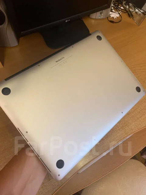 Apple MacBook Pro 15 2015 Mid MJLT2. 15", 2,5����, ��� 16 ��, ���� 512���, WiFi: 1, Bluetooth: 1, ����������� �� 6��. ����