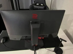BenQ. 24", ���������� �� (LCD, LED, QLED) ����