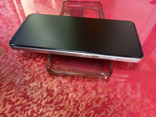 Realme 10. �����, 256 ��, �����, 4G LTE, 5G, ����������, NFC ����
