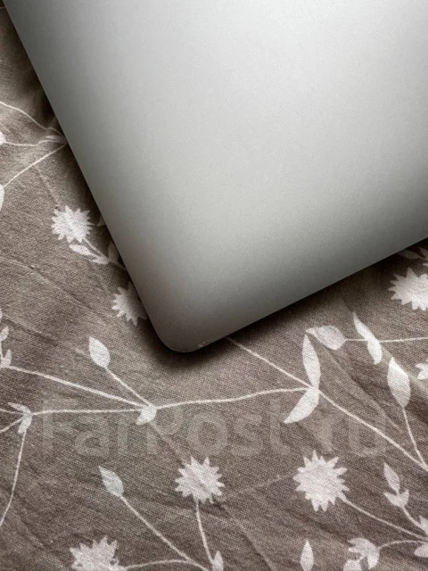 Apple MacBook Pro 13 2020 Late. 13.3", 3,4����, ��� 8 ��, ���� 256���, WiFi: 1, Bluetooth: 1, ����������� �� 10��. ����