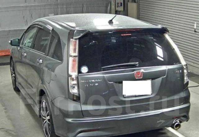 Honda Stream. RN8 ����